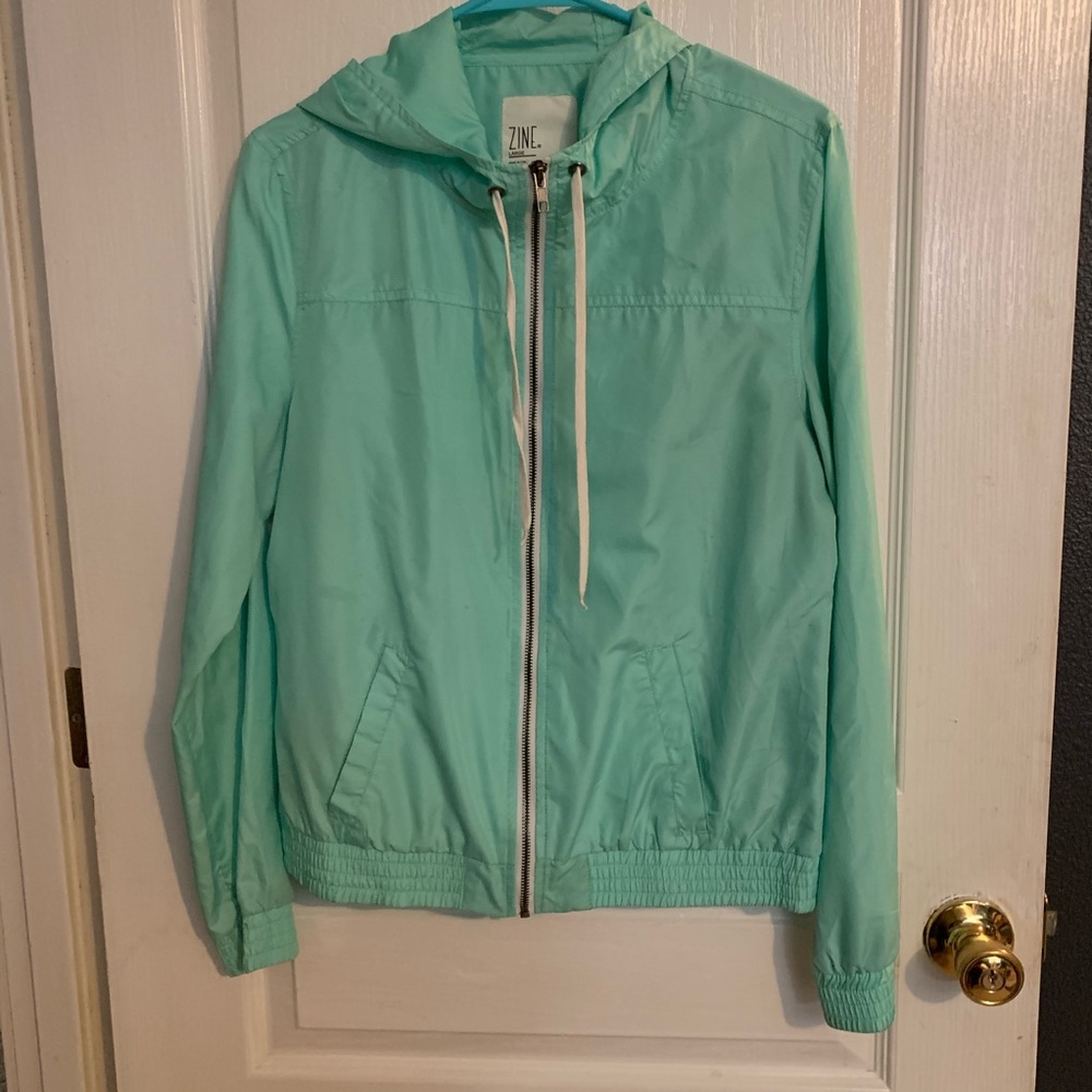 Zine windbreaker
